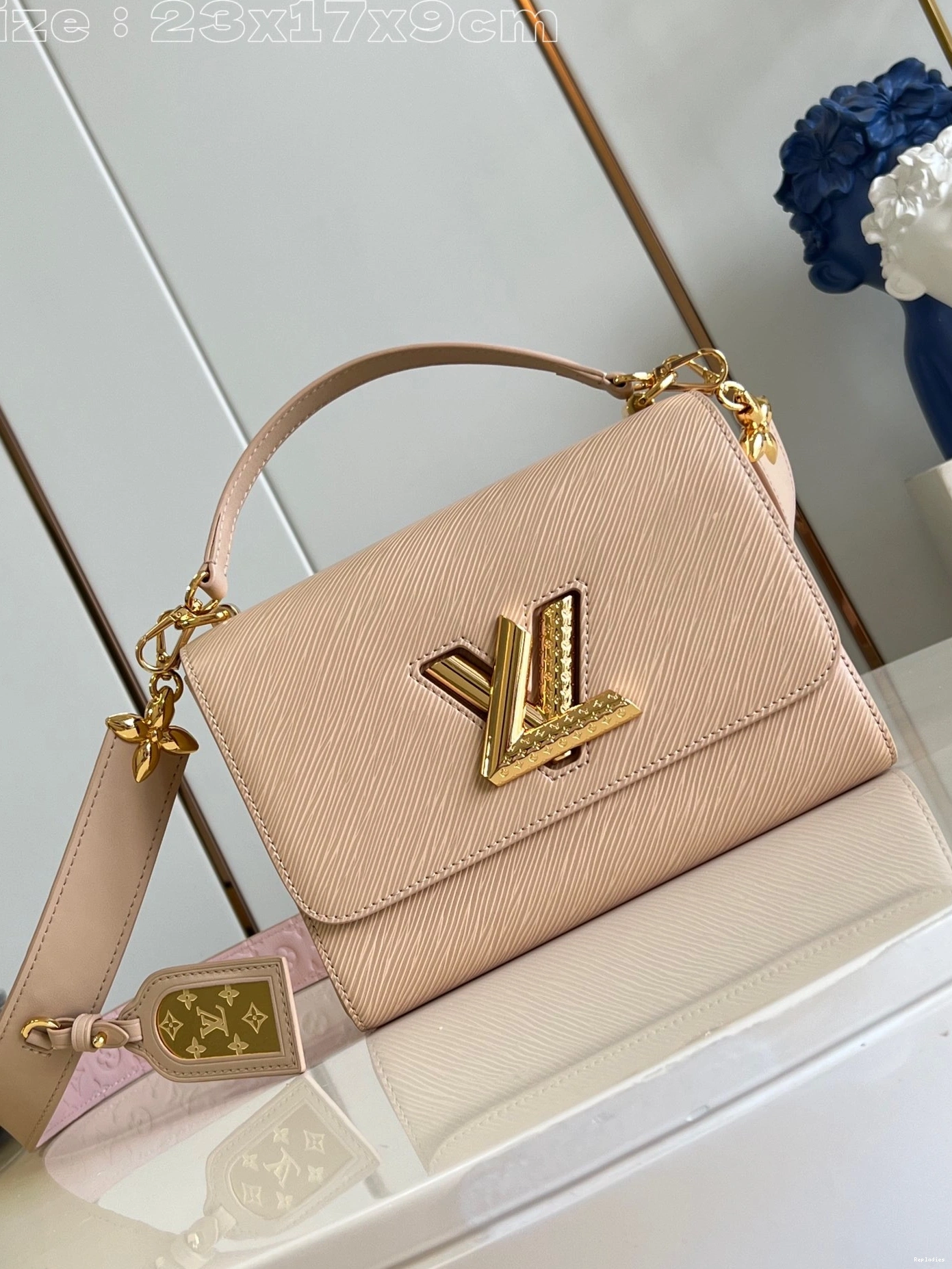 Cheap VUITTON LOUIS MM-23*17*9.5CM TWIST 0722